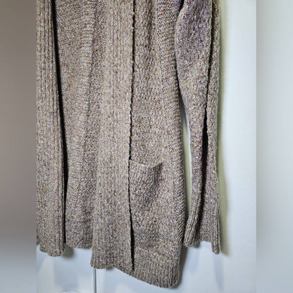 NWOT Liz Claiborne Marbled Sweater, Size Medium - Picture 4 of 5